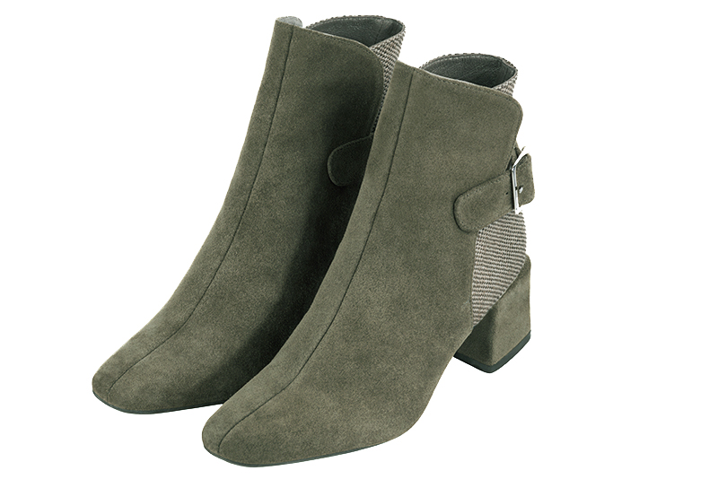 Khaki green women's ankle boots with buckles at the back. Square toe. Medium block heels. Front view - Florence KOOIJMAN
